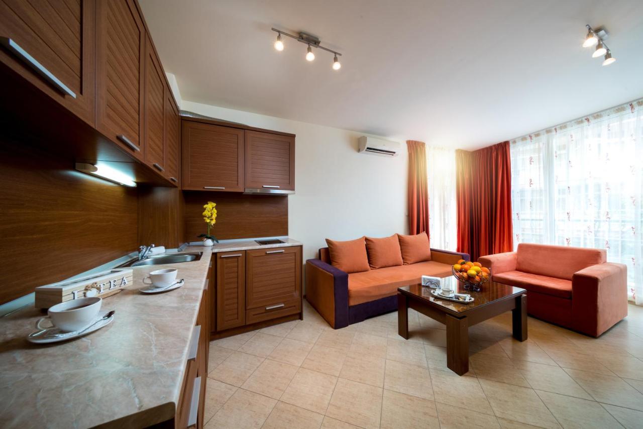 Aurelia Beach Complex 拉夫达 外观 照片