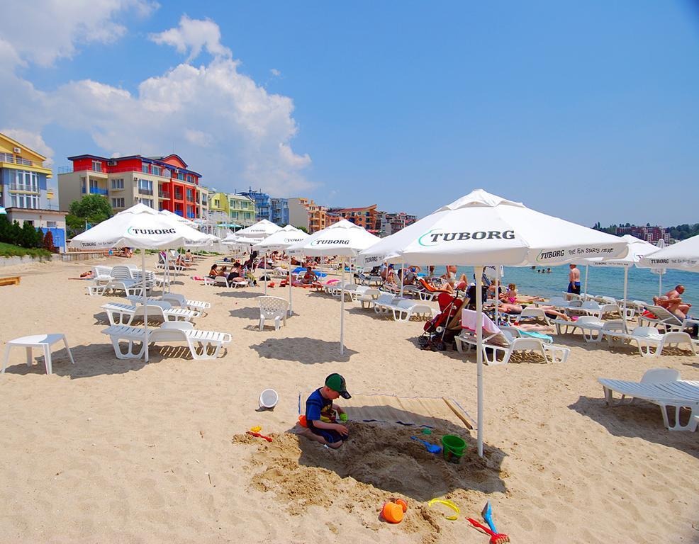 Aurelia Beach Complex 拉夫达 外观 照片