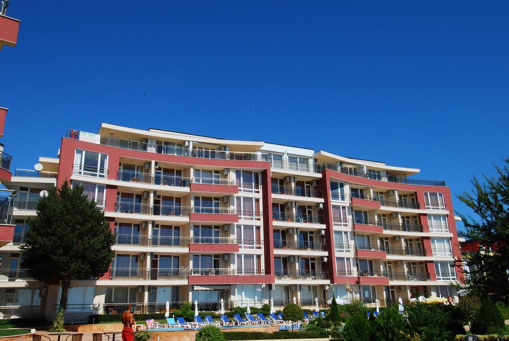 Aurelia Beach Complex 拉夫达 外观 照片