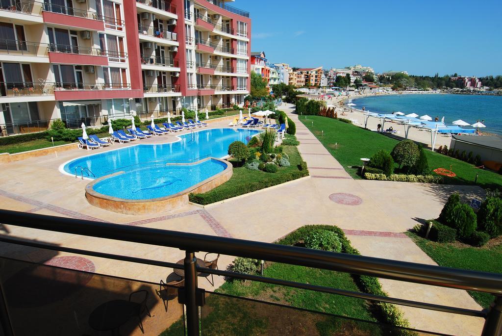 Aurelia Beach Complex 拉夫达 外观 照片